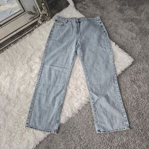 Silver Beaded Straight Leg Jeans. Light Wash. Size XXL. New without tags.